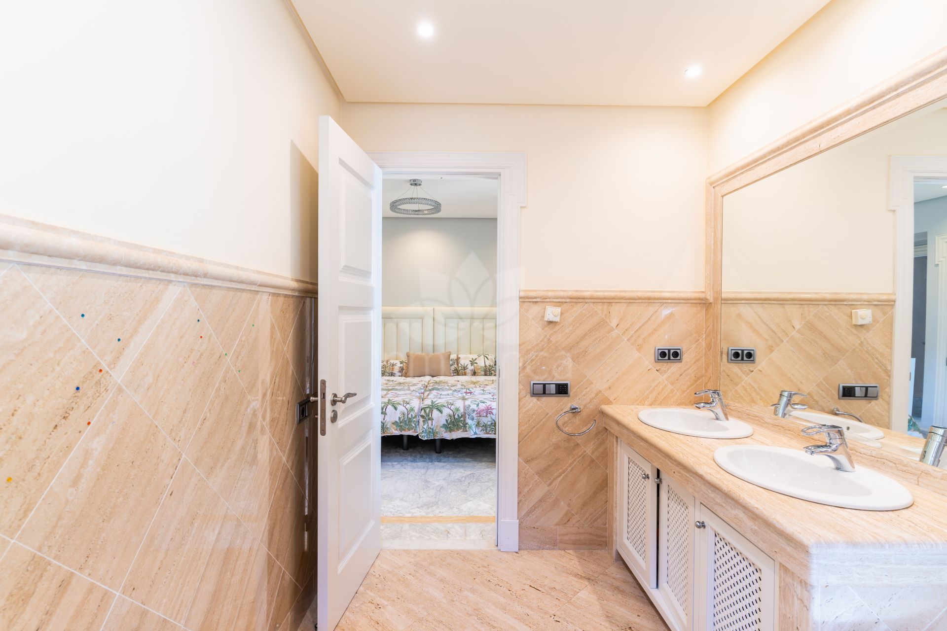 Apartamento en Los Monteros Playa, Marbella