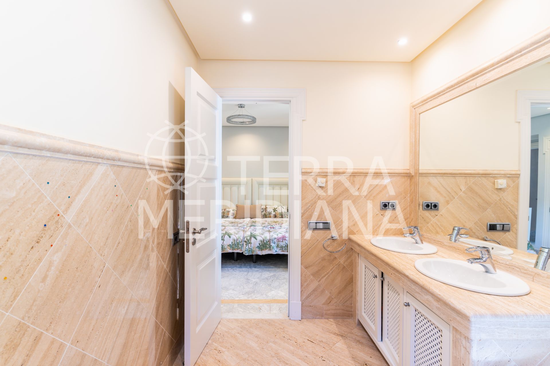 Apartment in Los Monteros Playa, Marbella