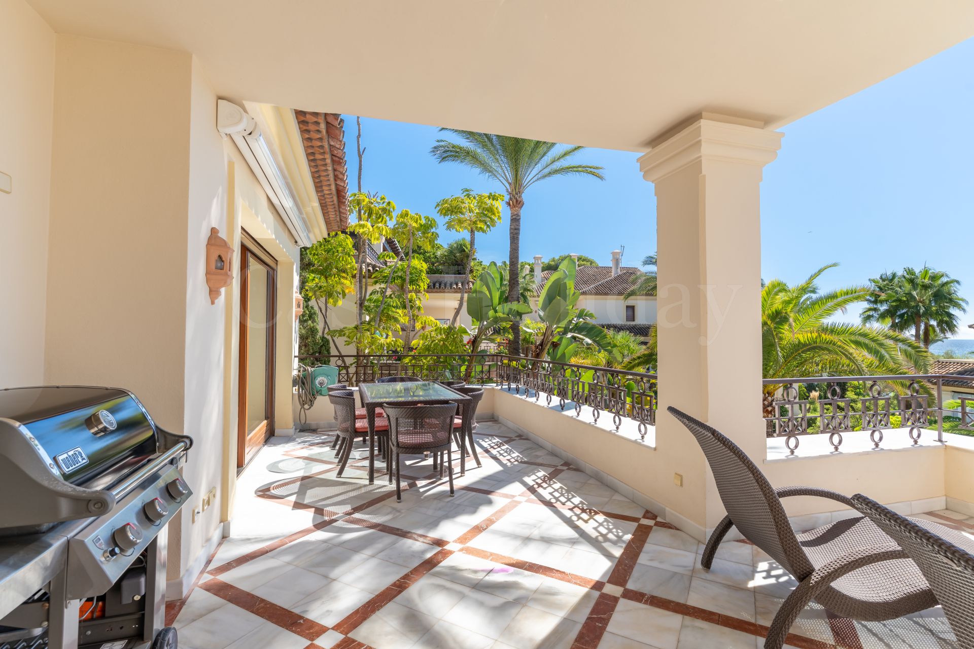 Apartamento en Los Monteros Playa, Marbella