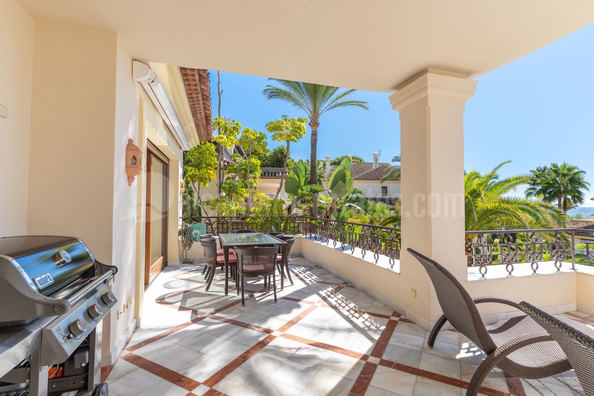 Apartamento en Los Monteros Playa, Marbella