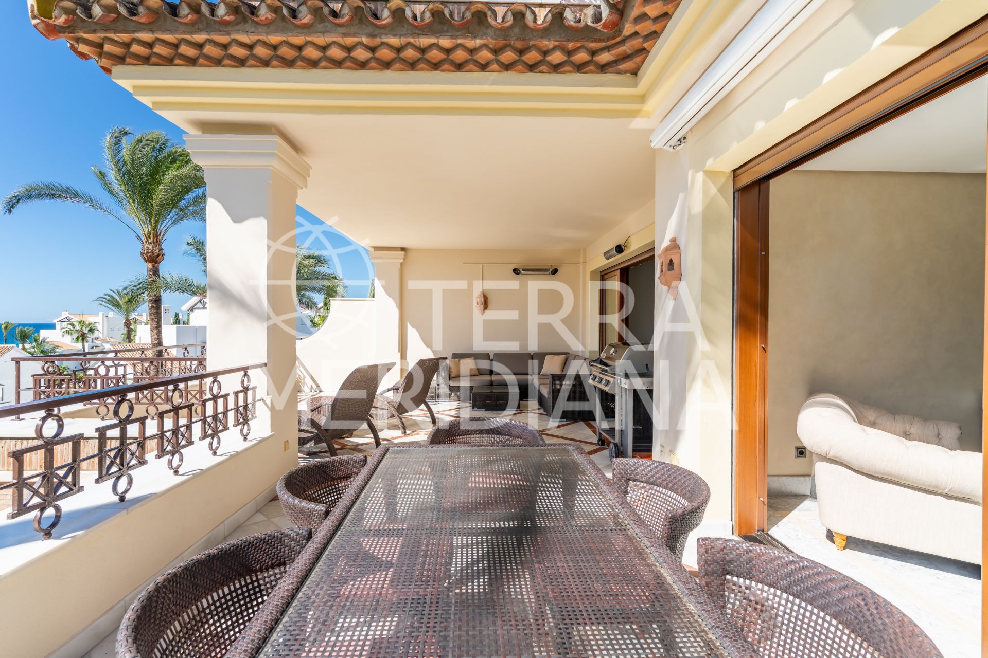 Apartment in Los Monteros Playa, Marbella