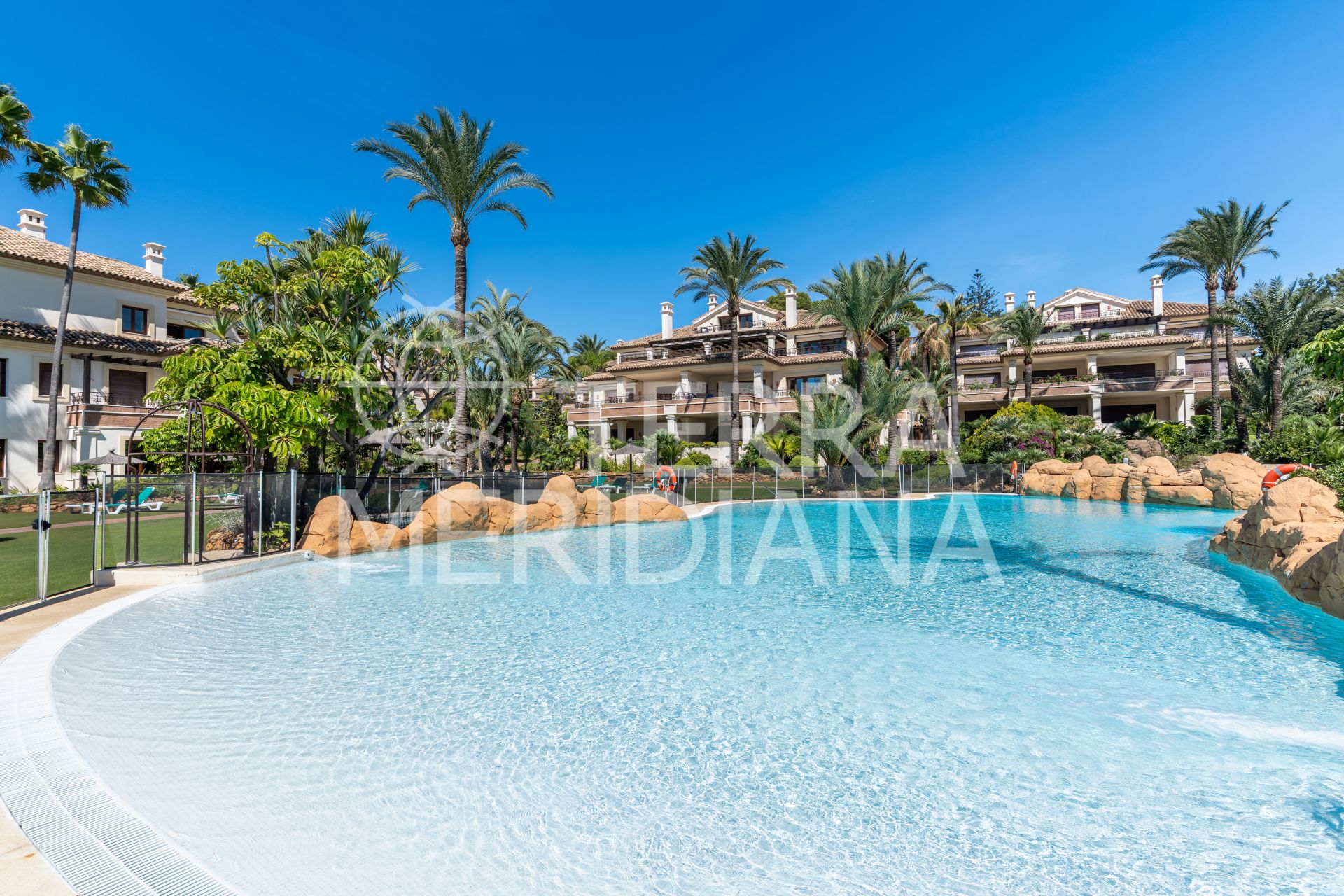 Apartment in Los Monteros Playa, Marbella