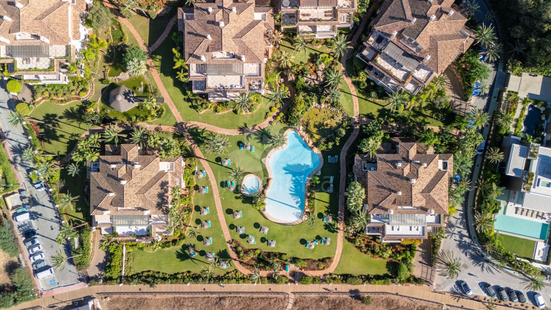 Apartamento en Los Monteros Playa, Marbella