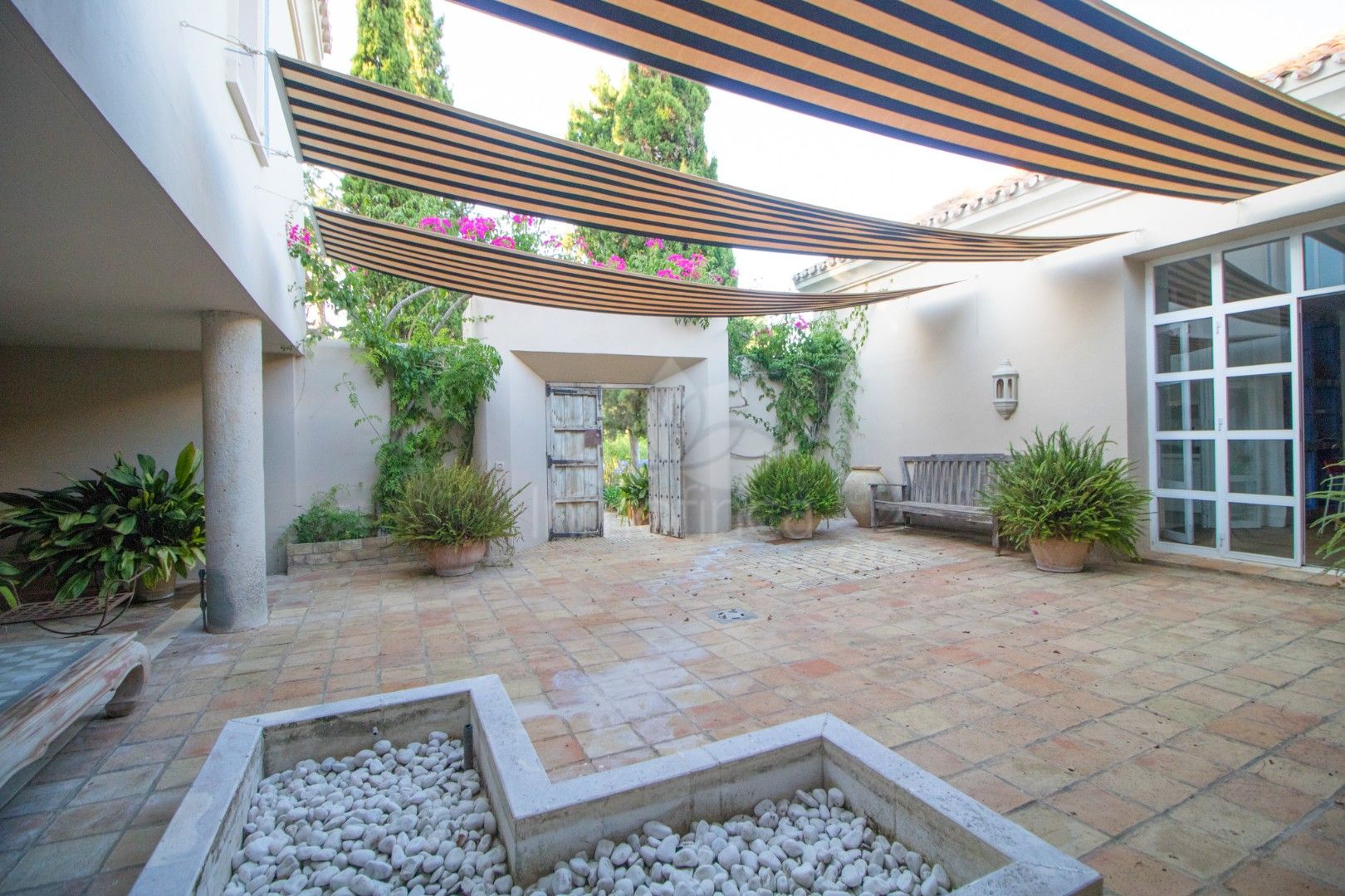 Villa in Los Altos de Valderrama, Sotogrande