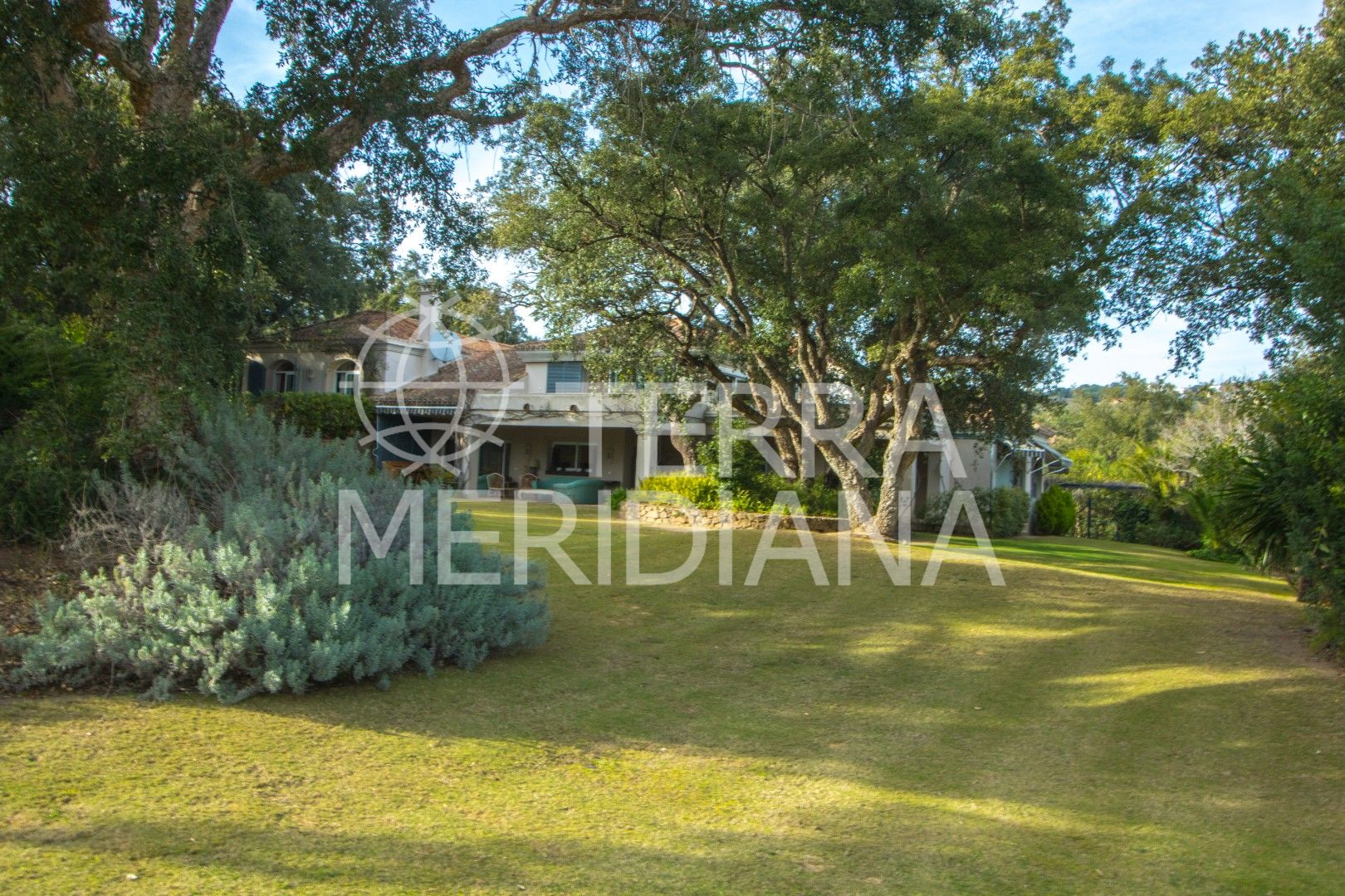 Villa in Los Altos de Valderrama, Sotogrande