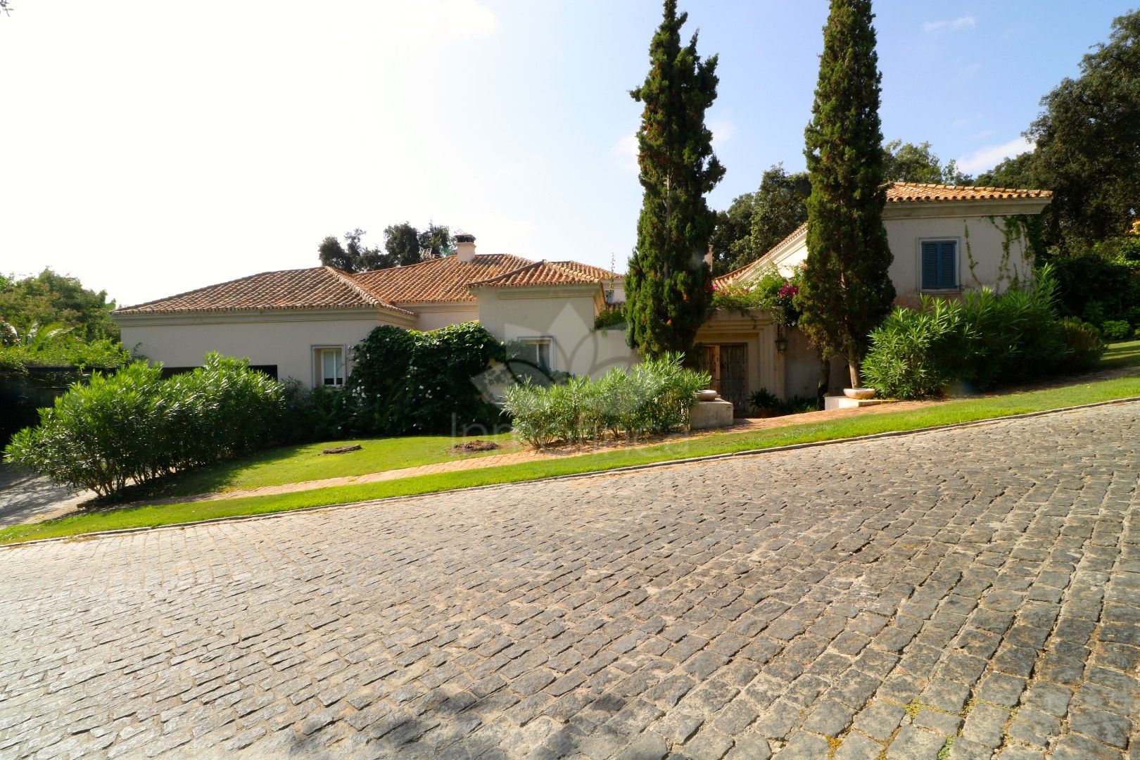Villa in Los Altos de Valderrama, Sotogrande