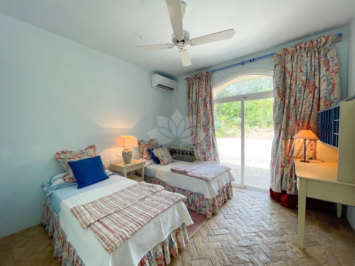 Villa in Los Altos de Valderrama, Sotogrande