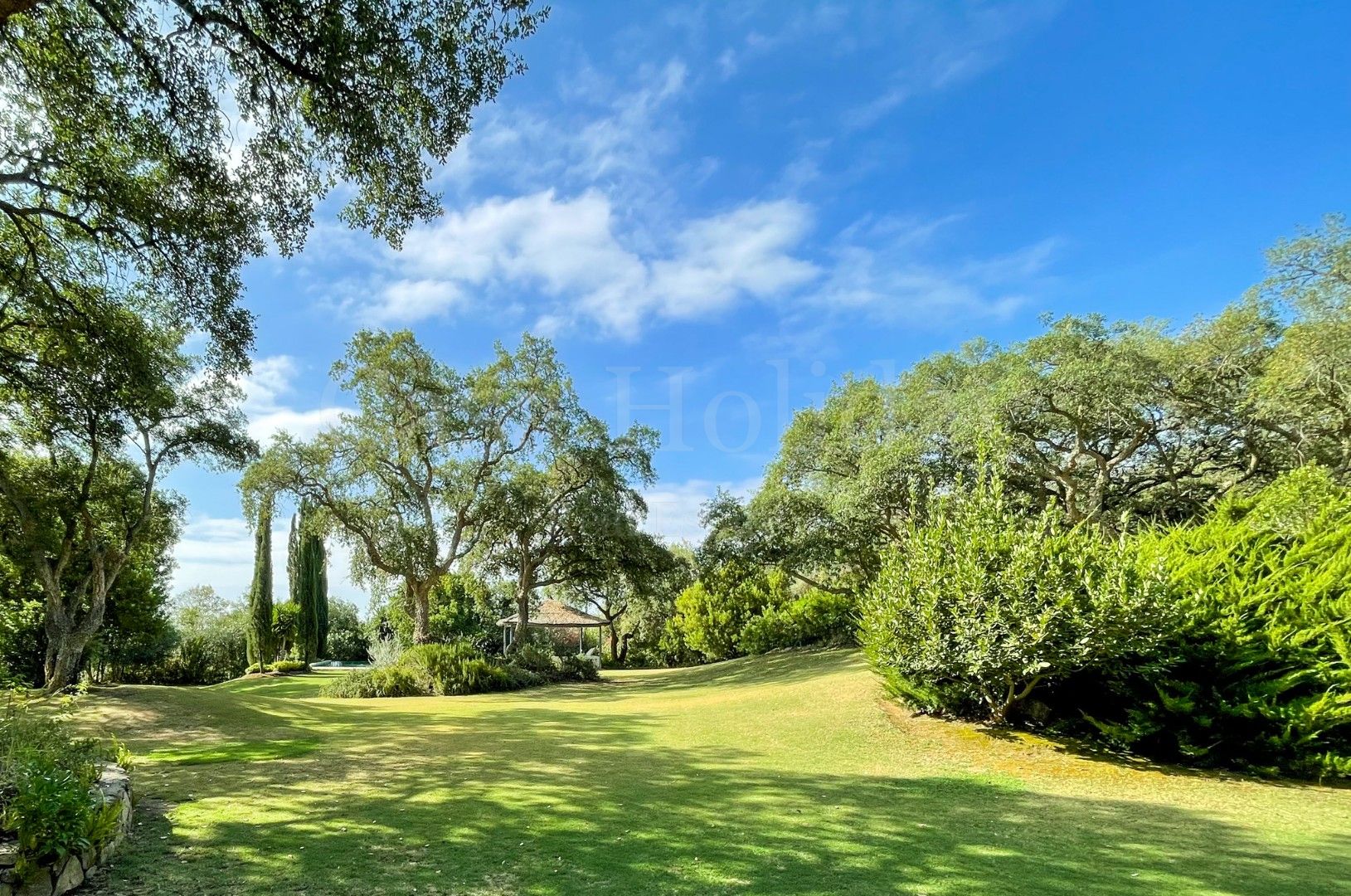 Villa in Los Altos de Valderrama, Sotogrande
