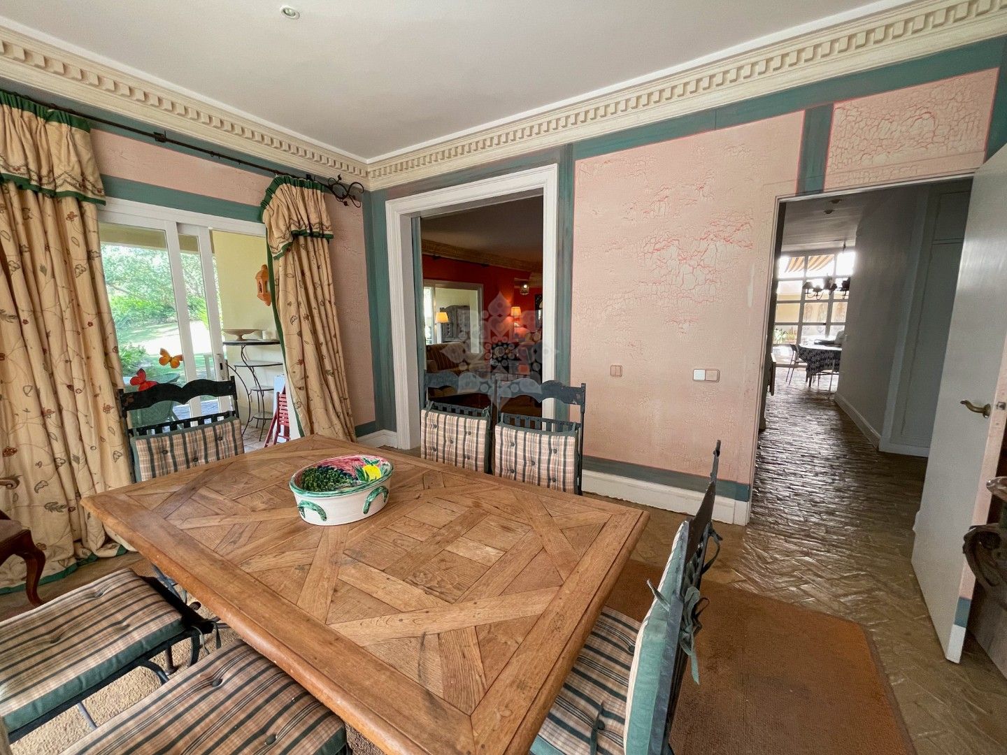 Villa in Los Altos de Valderrama, Sotogrande