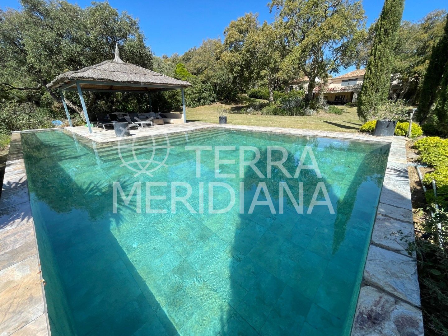 Villa in Los Altos de Valderrama, Sotogrande