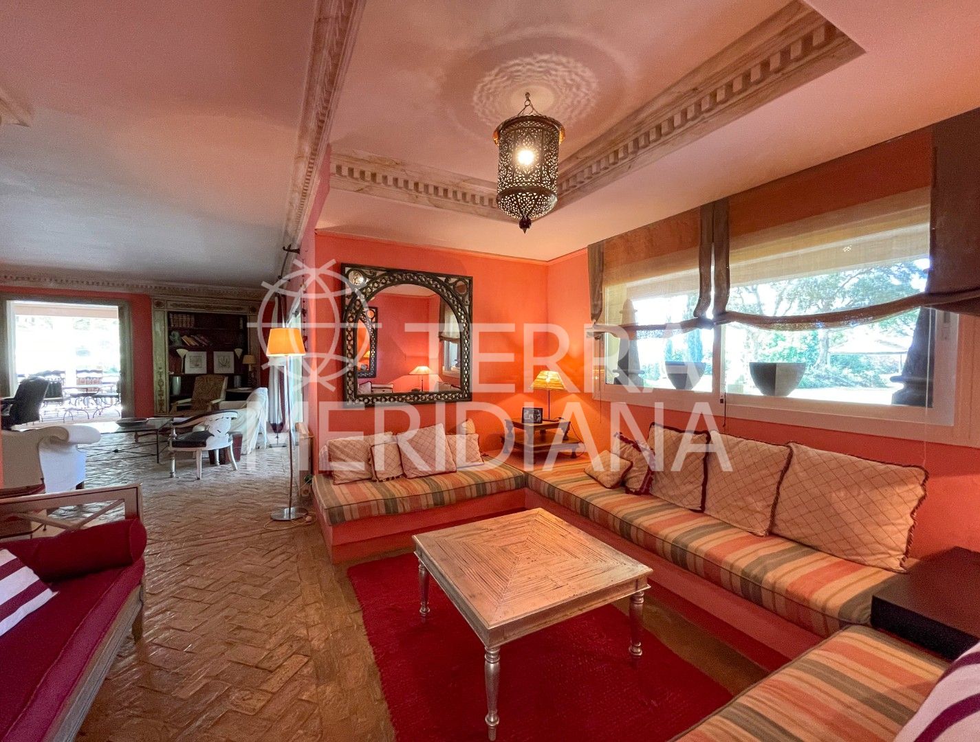 Villa in Los Altos de Valderrama, Sotogrande