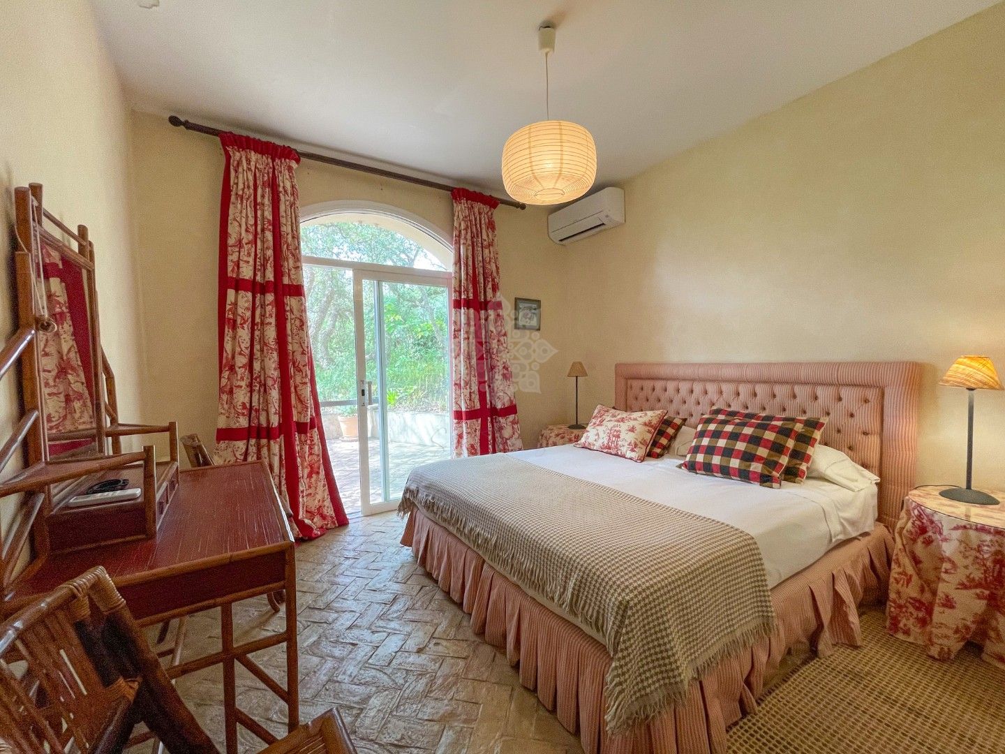 Villa in Los Altos de Valderrama, Sotogrande