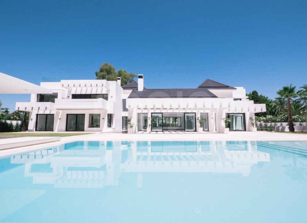 Villa te koop in Guadalmina Baja, San Pedro de Alcantara