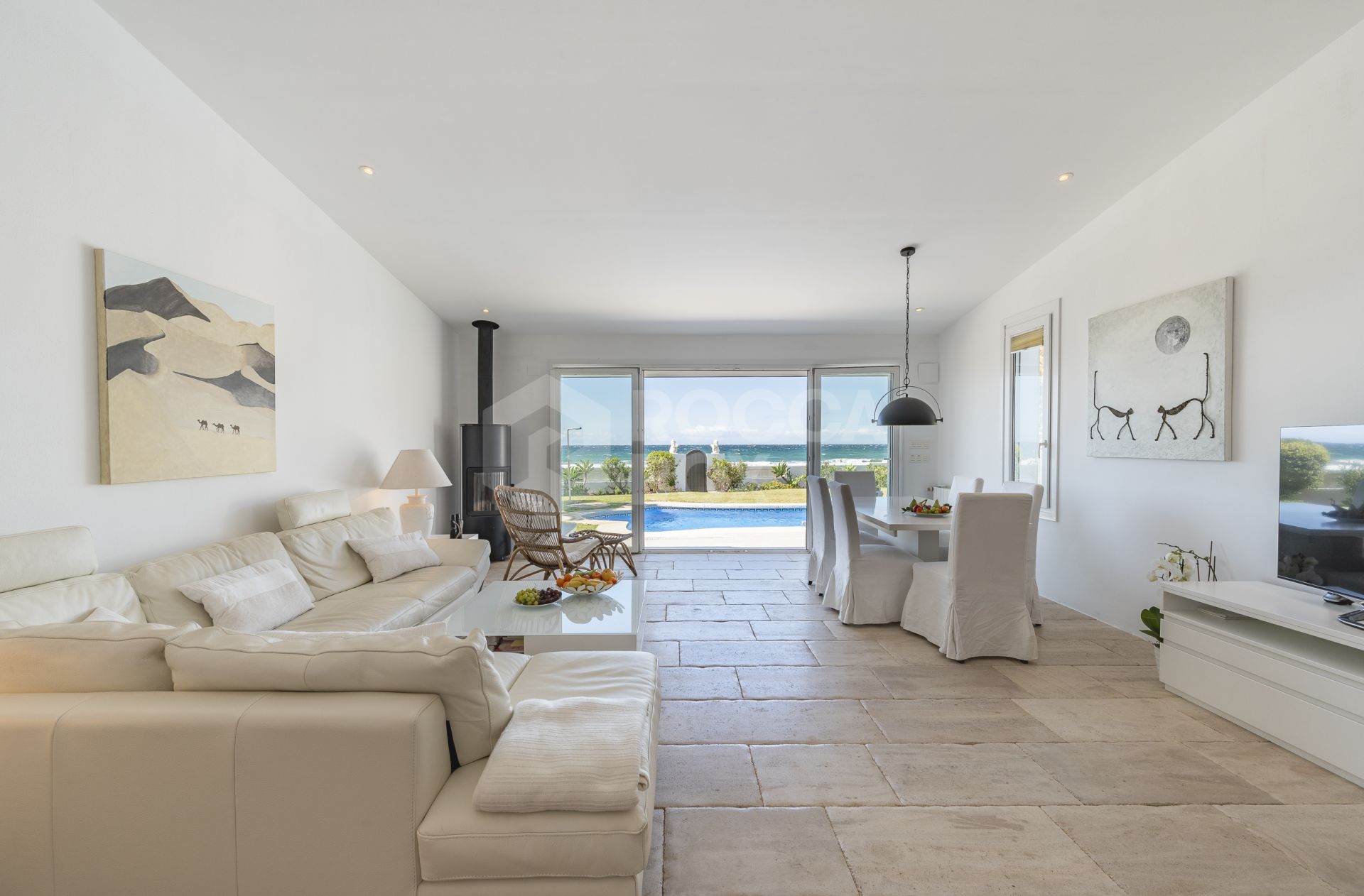 Stunning First Line Beach Villa in Vistamar Costabella Marbella