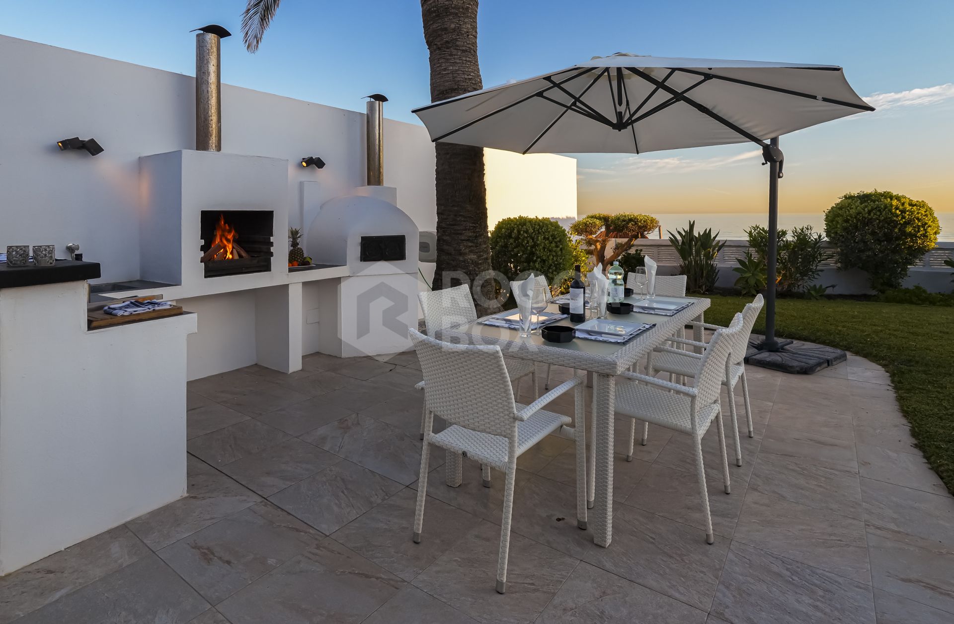 Stunning First Line Beach Villa in Vistamar Costabella Marbella