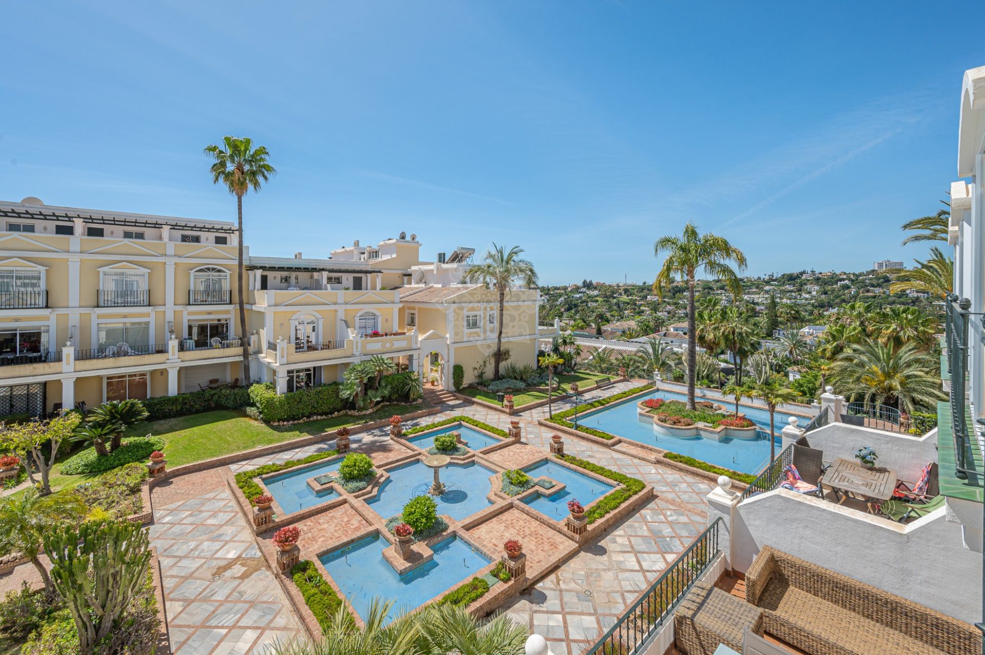 Apartamento Planta Baja en Aloha Gardens, Marbella