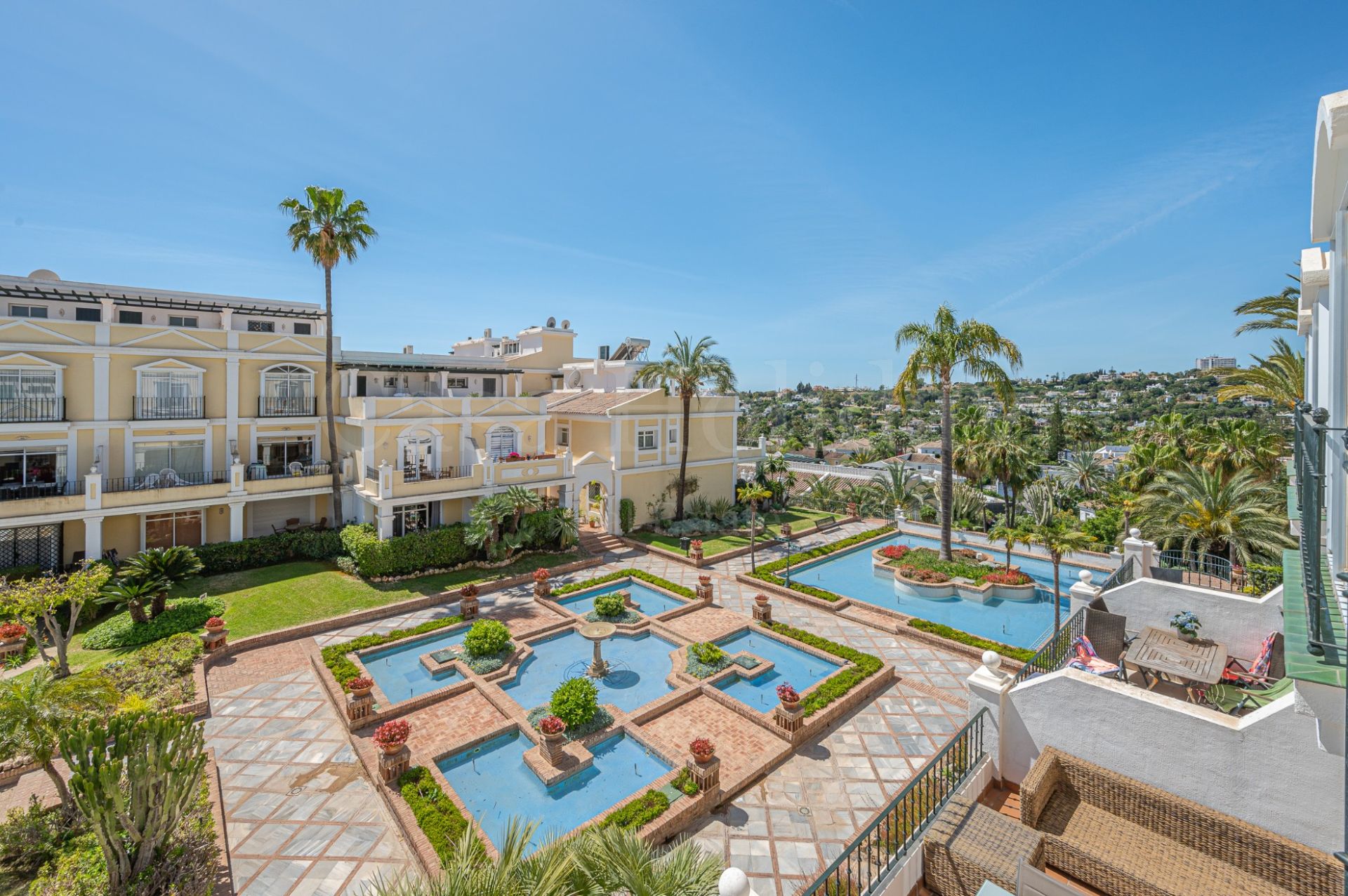 Apartamento Planta Baja en Aloha Gardens, Marbella
