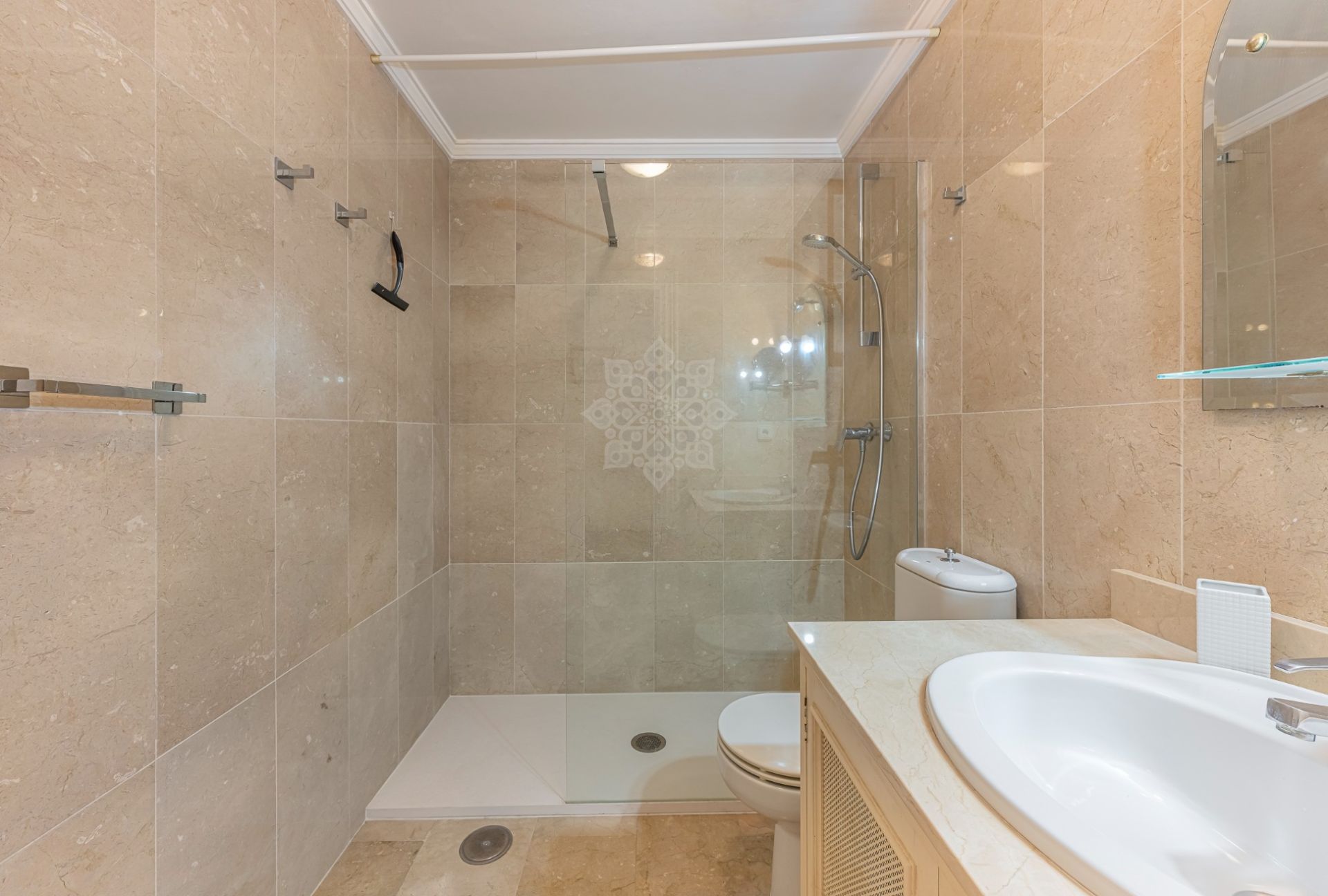 Apartamento Planta Baja en Aloha Gardens, Marbella