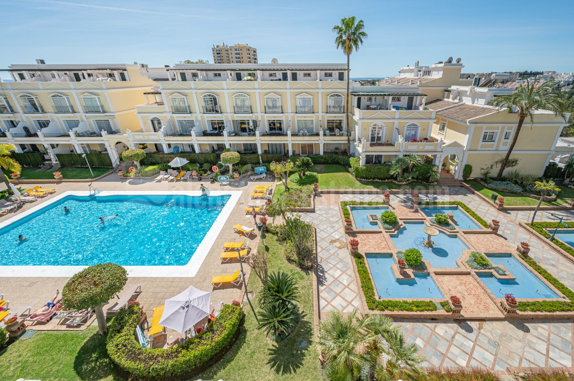 Apartamento Planta Baja en Aloha Gardens, Marbella