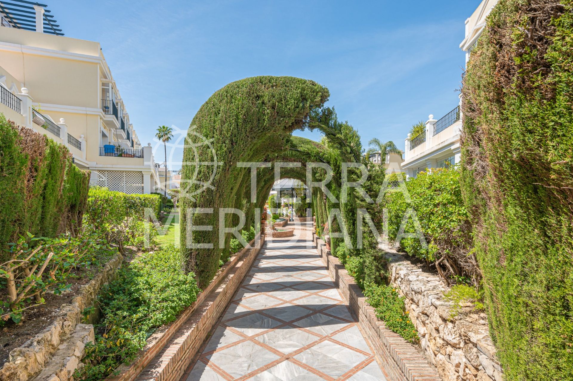 Ground Floor Apartment in Aloha Gardens, Marbella