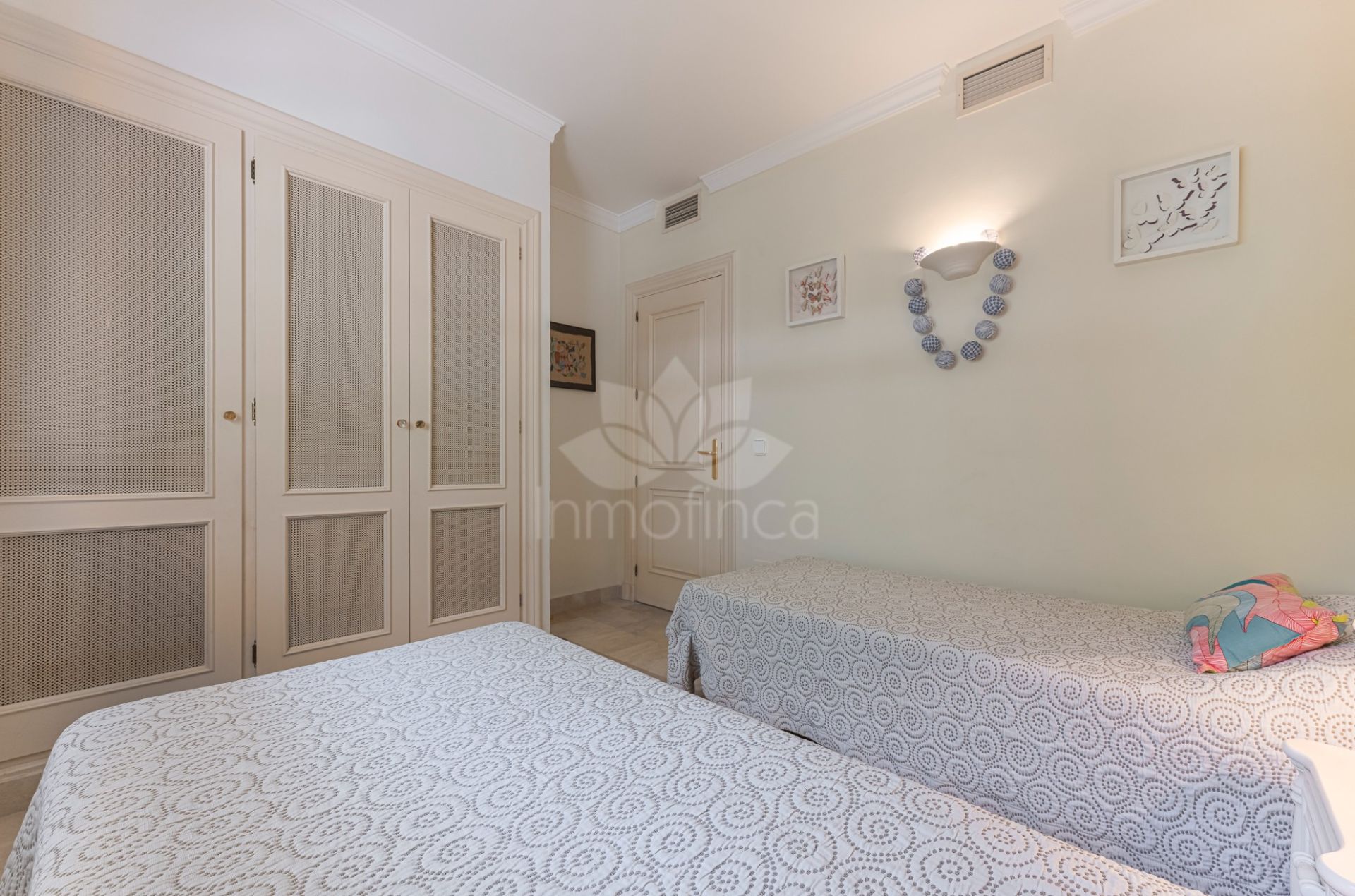 Apartamento Planta Baja en Aloha Gardens, Marbella