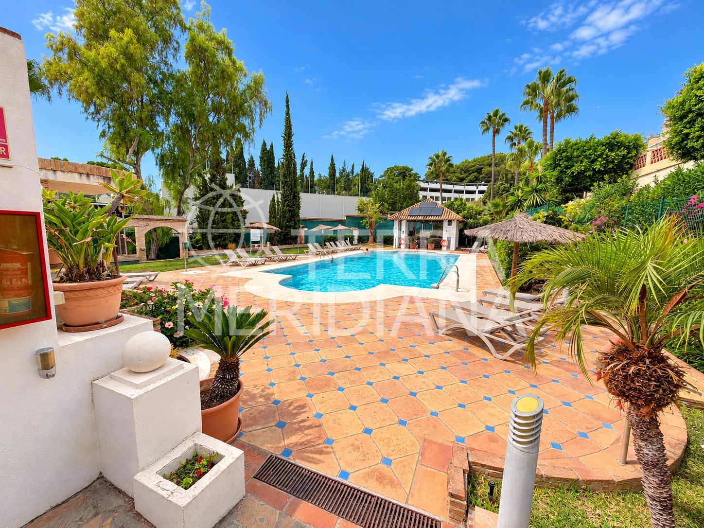 Ground Floor Apartment in Los Pinos de Aloha, Marbella