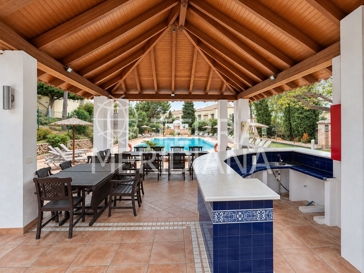 Ground Floor Apartment in Los Pinos de Aloha, Marbella