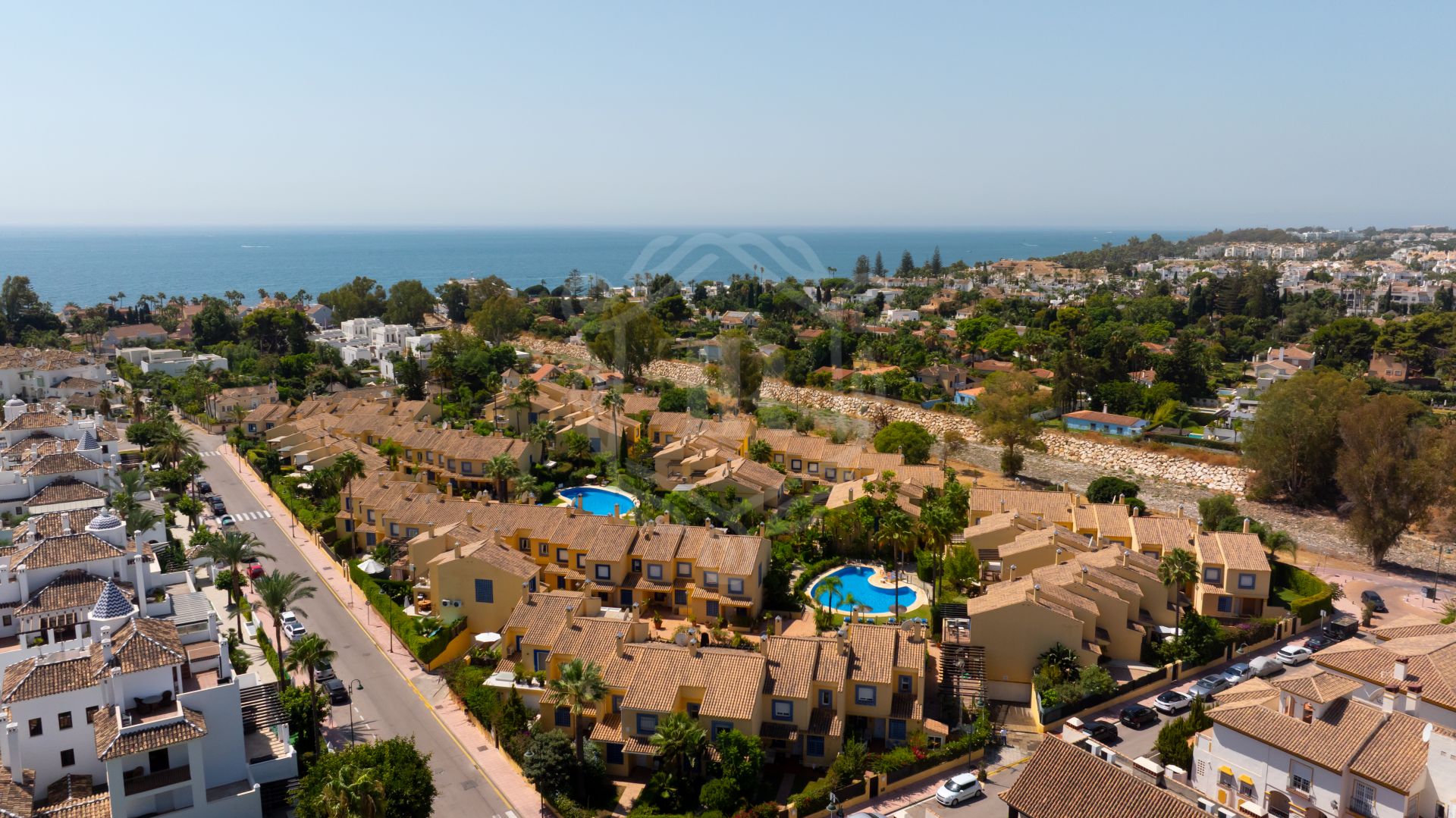 Town House for sale in Azalea Beach, Marbella - Puerto Banus