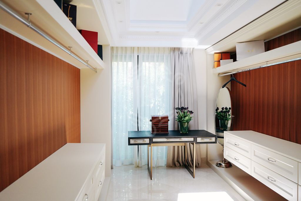 Villa en venta en Sierra Blanca, Marbella Golden Mile