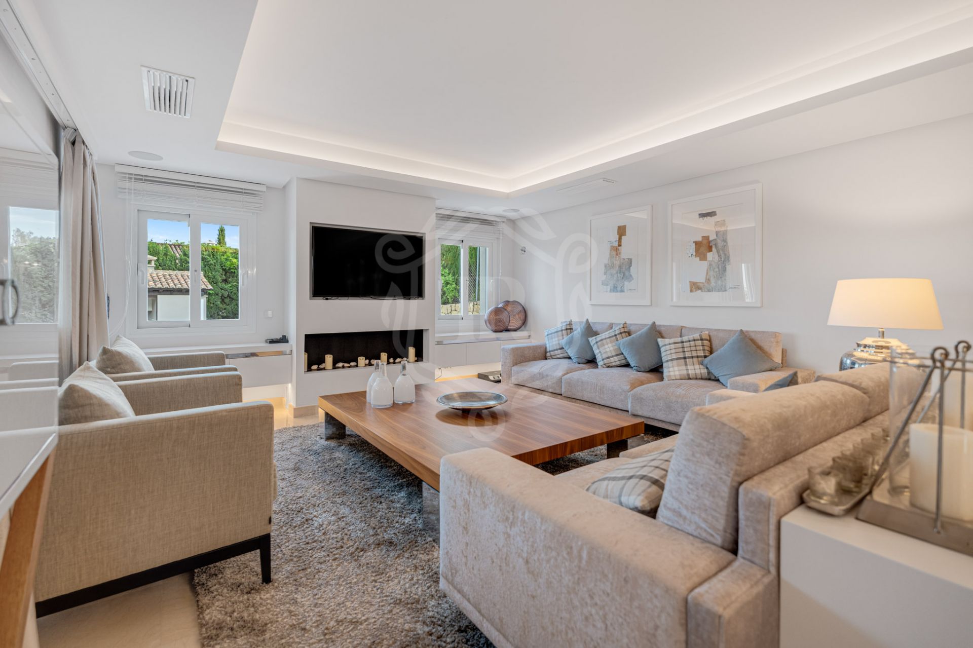 Villa en venta en Nueva Andalucia, Marbella