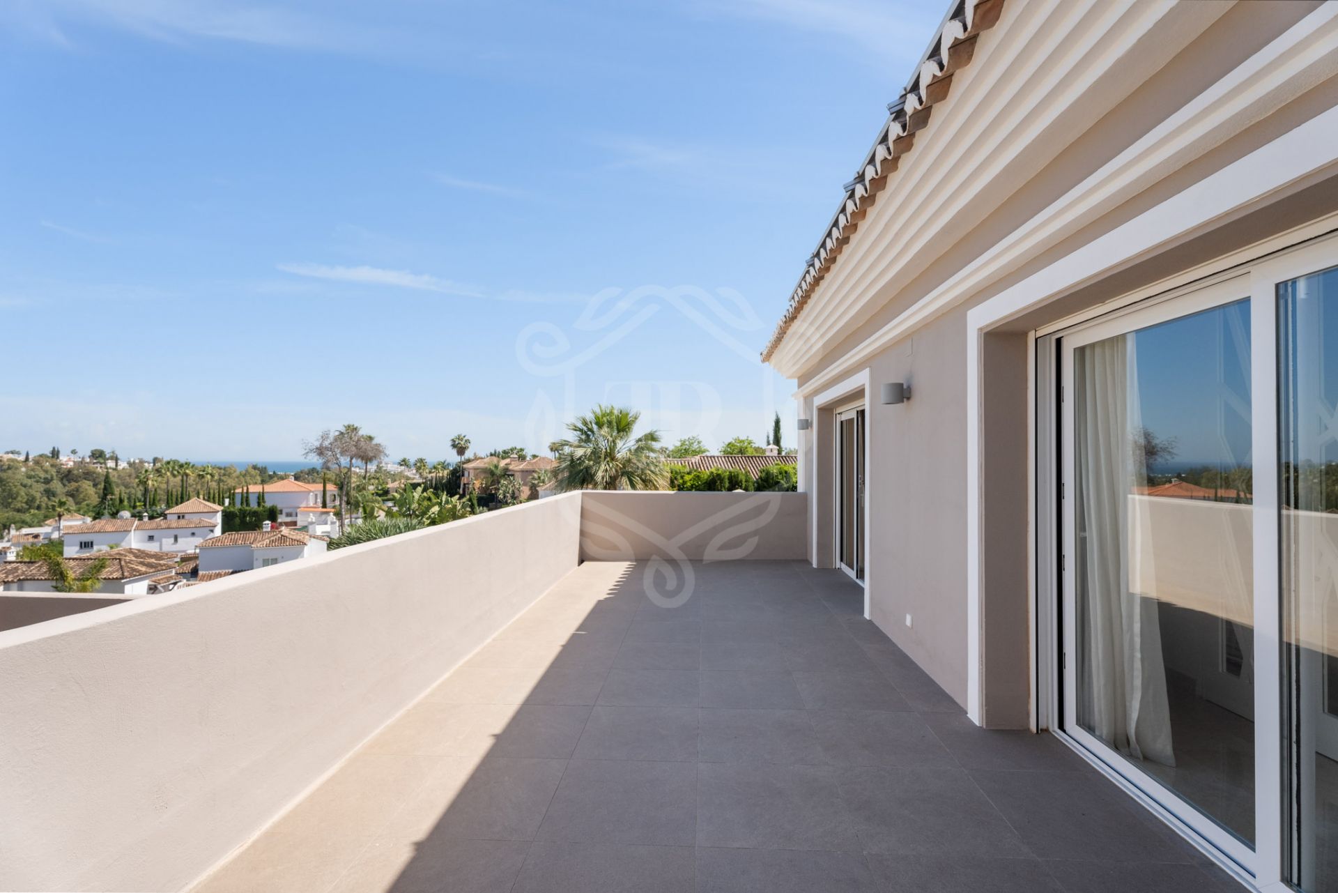 Villa en venta en Nueva Andalucia, Marbella