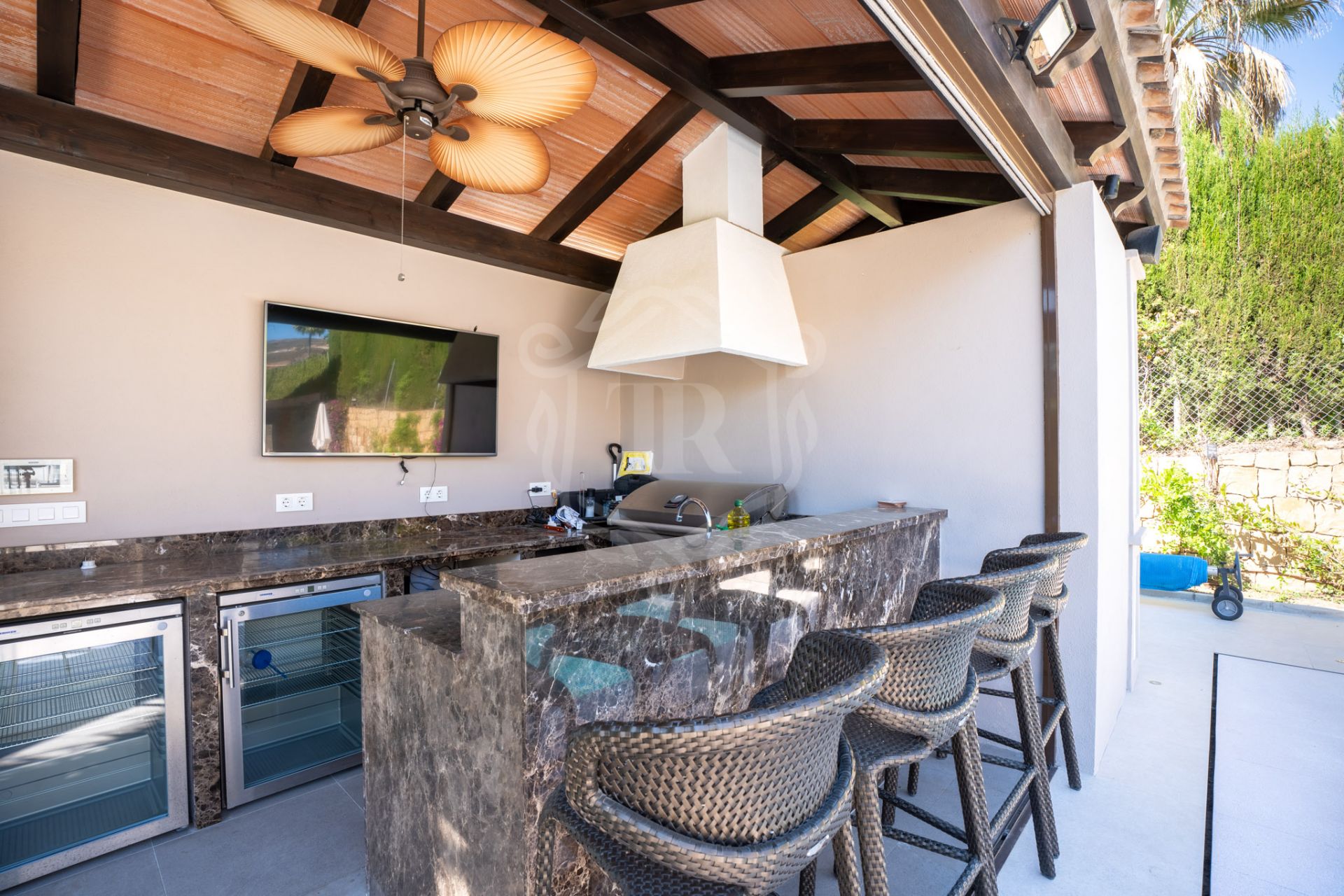 Villa en venta en Nueva Andalucia, Marbella