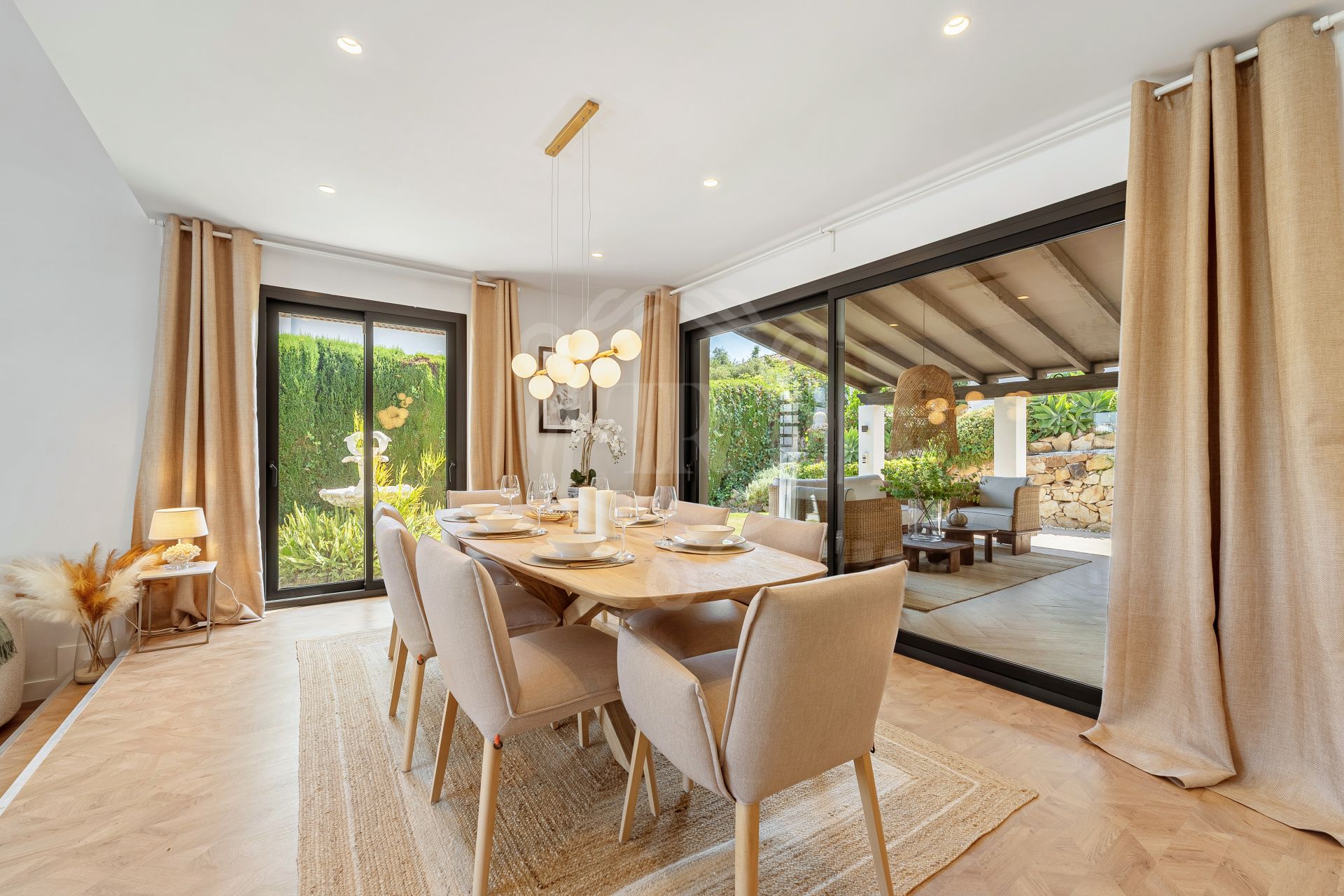 Villa for sale in Marbella Country Club, Nueva Andalucia