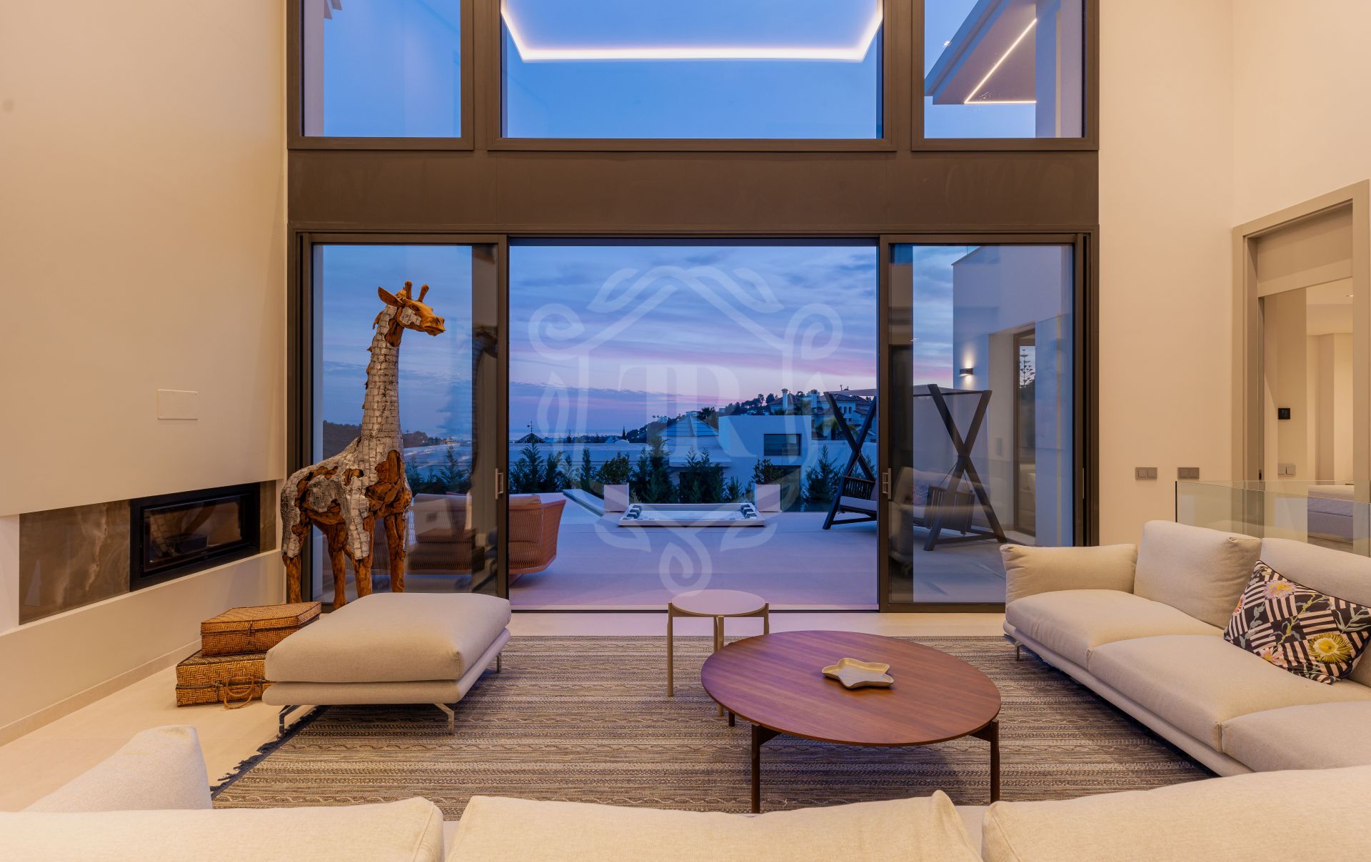 Villa for sale in Lomas de La Quinta, Benahavis