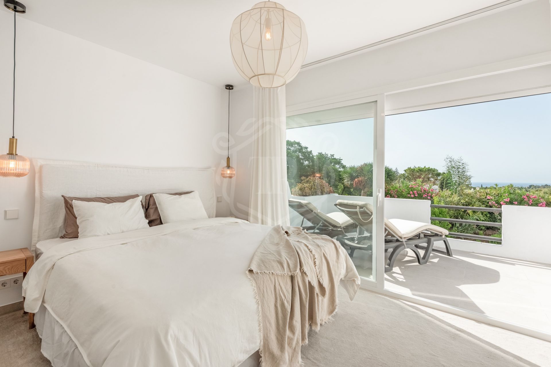 Adosado en venta en Los Algarrobos, Nueva Andalucia