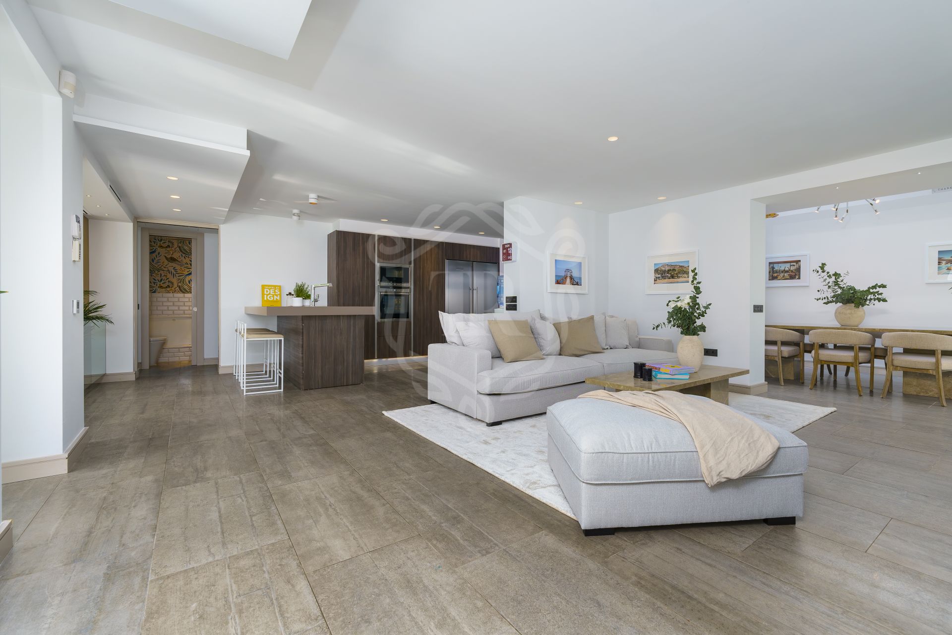 Villa en venta en Nueva Andalucia, Marbella