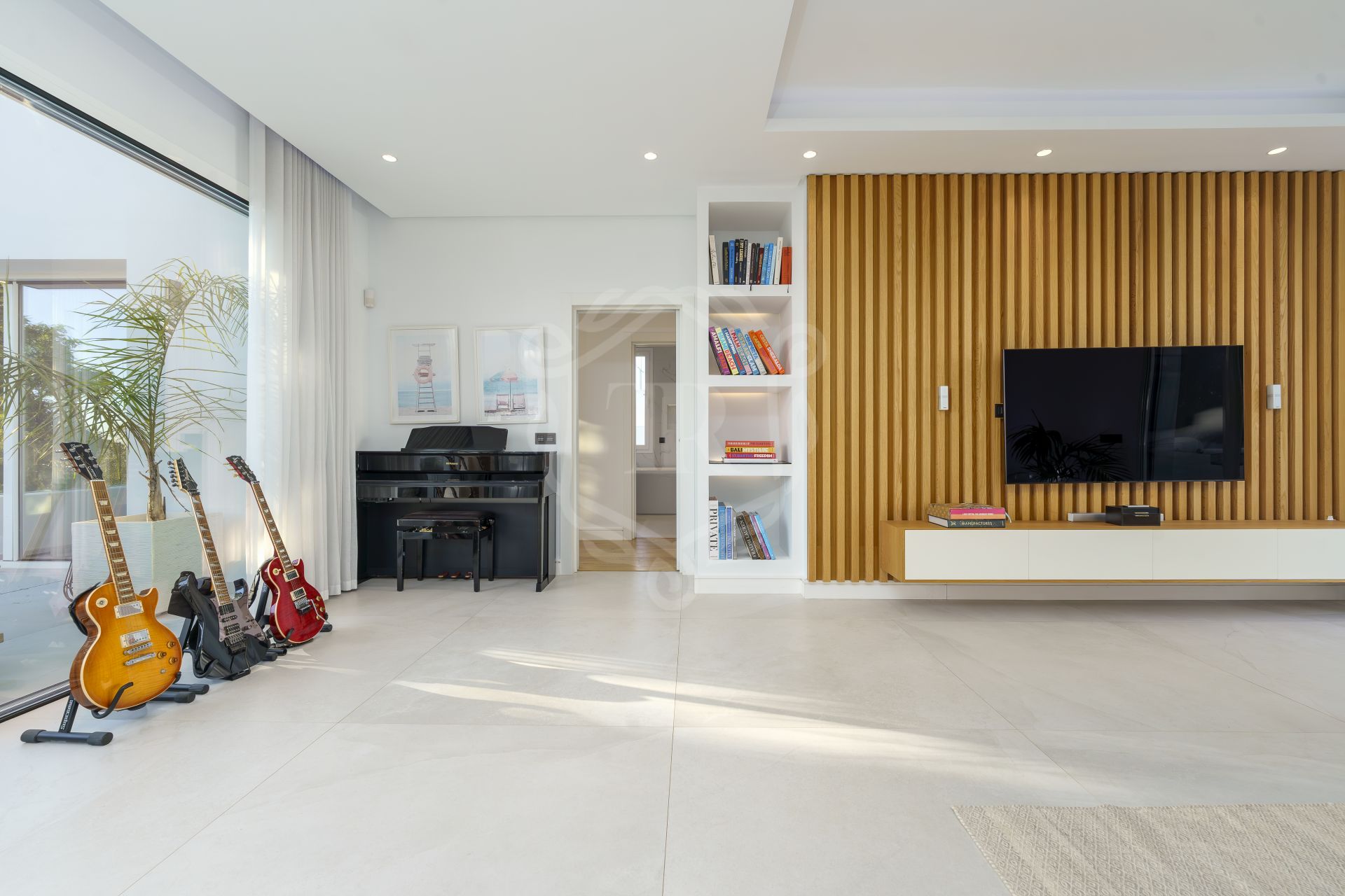 Villa en venta en Nueva Andalucia, Marbella