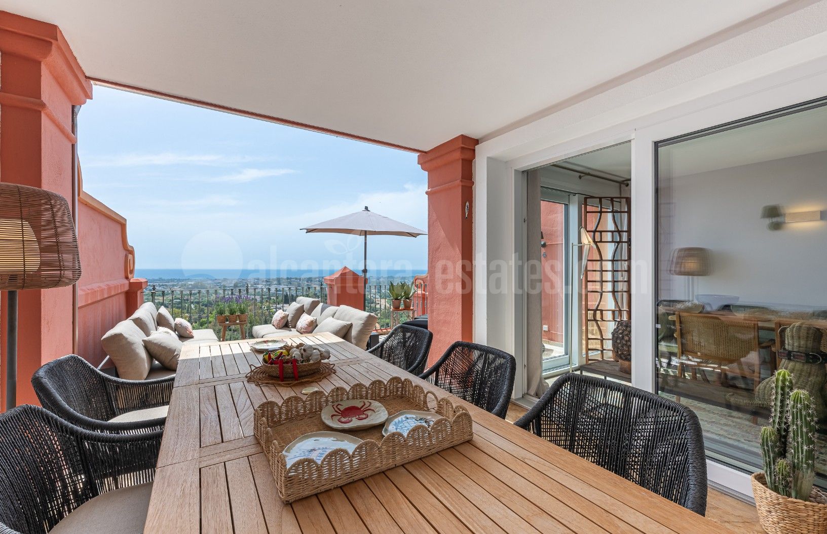 Duplex in Monte Halcones, Benahavis
