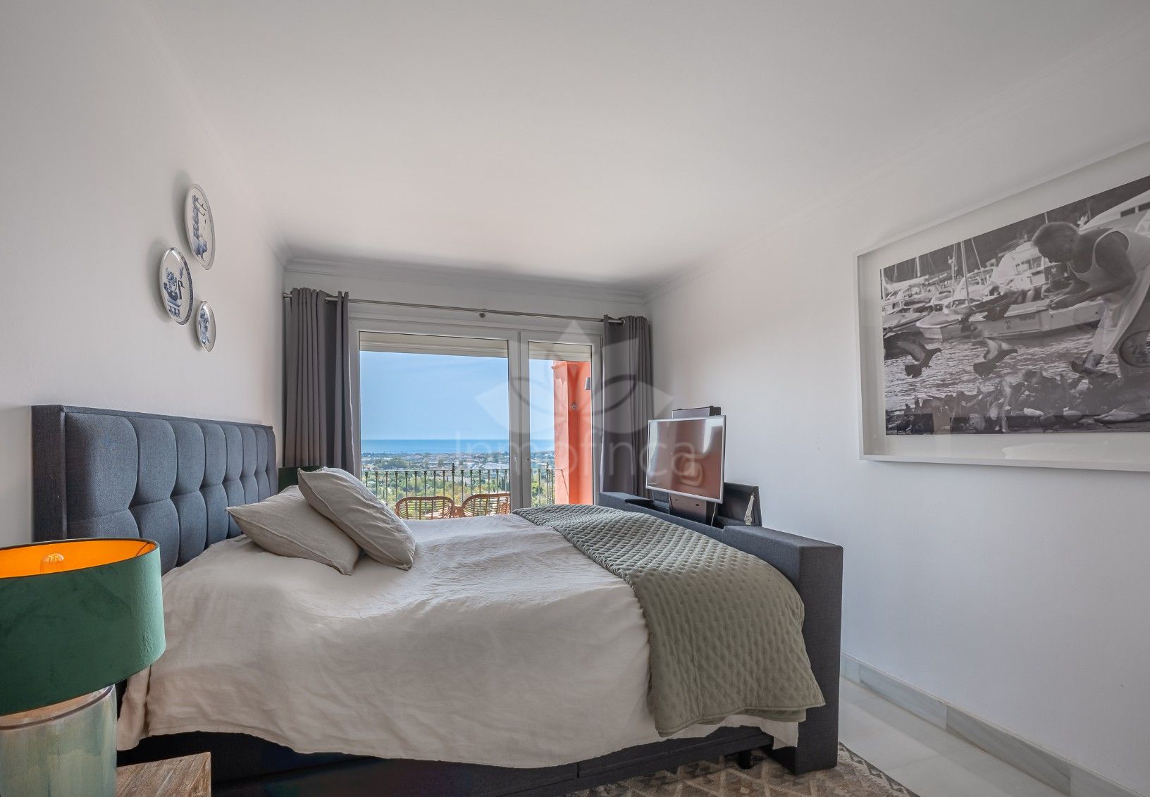 Duplex in Monte Halcones, Benahavis