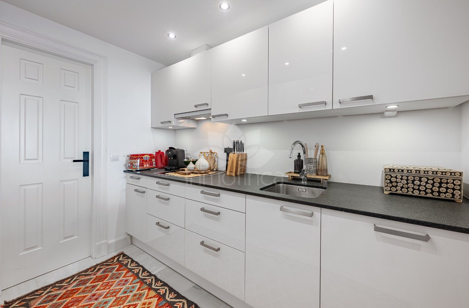 Duplex in Monte Halcones, Benahavis