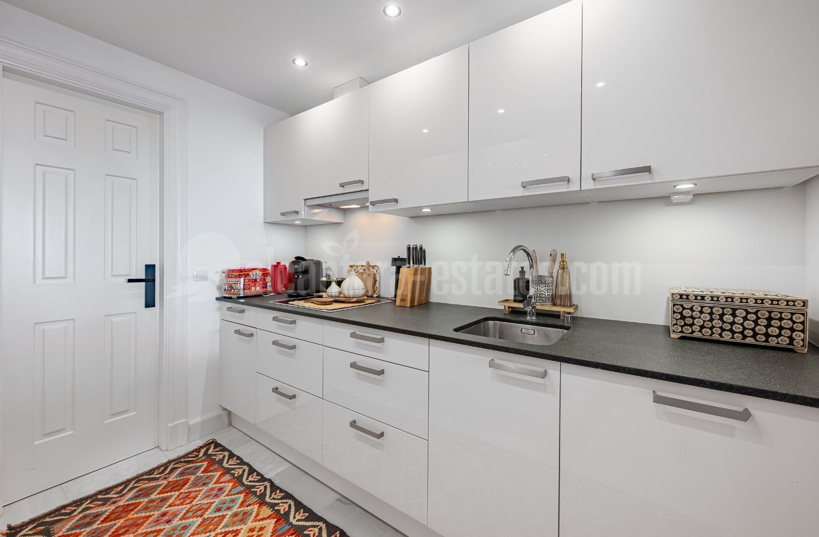 Duplex in Monte Halcones, Benahavis