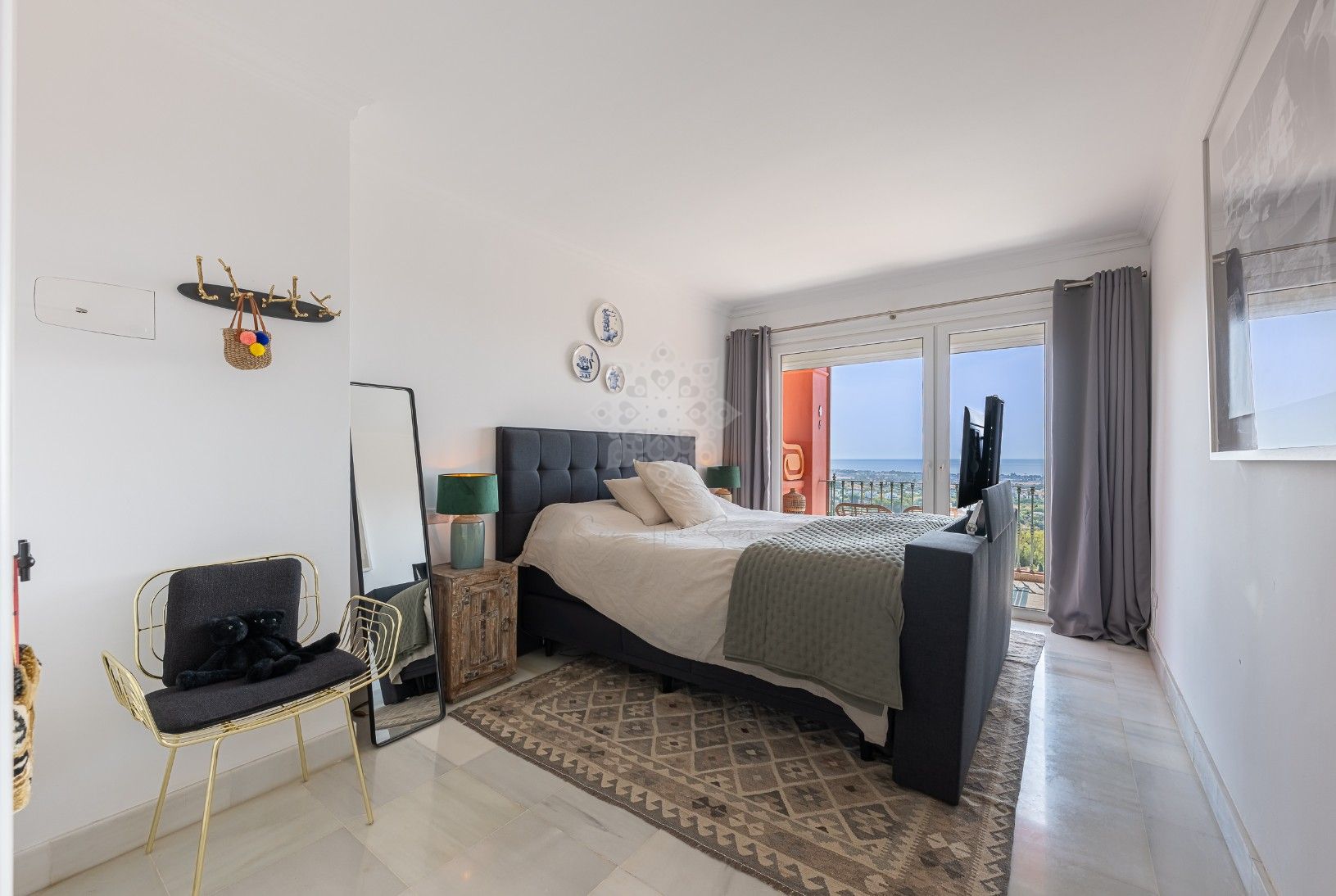Duplex in Monte Halcones, Benahavis