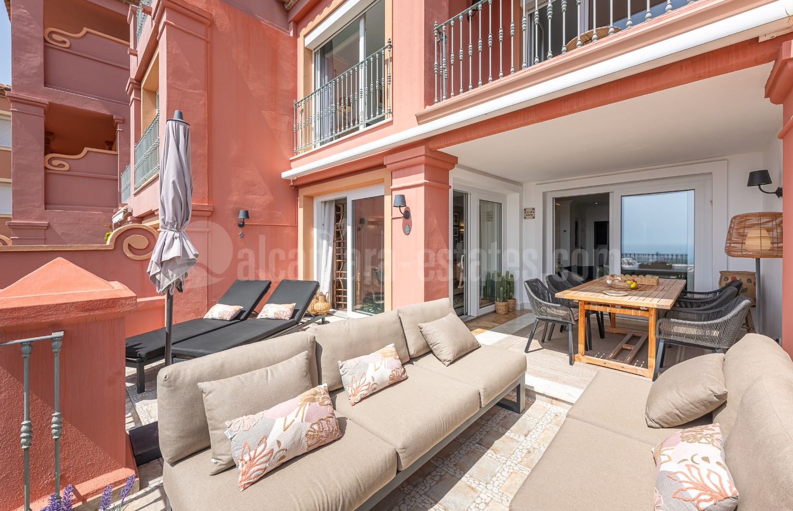 Duplex in Monte Halcones, Benahavis