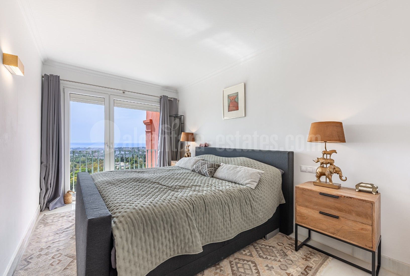 Duplex in Monte Halcones, Benahavis