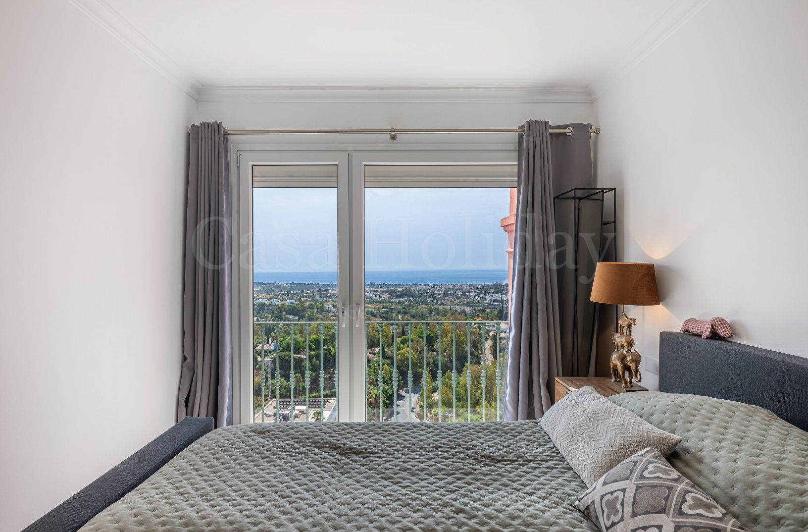 Duplex in Monte Halcones, Benahavis