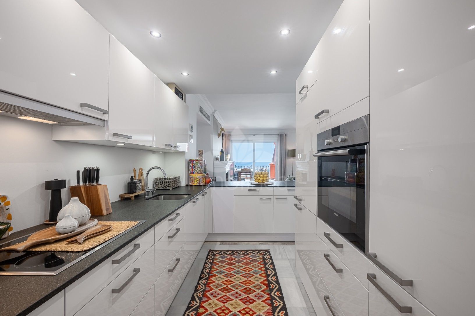 Duplex in Monte Halcones, Benahavis