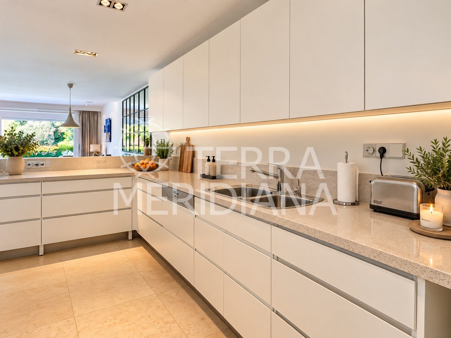 Town House in Peñablanca, Marbella