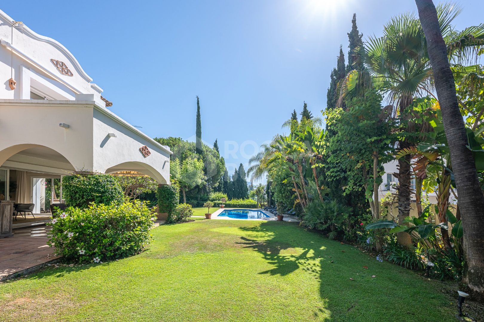 Villa Penati - Andalucian villa with 24h security