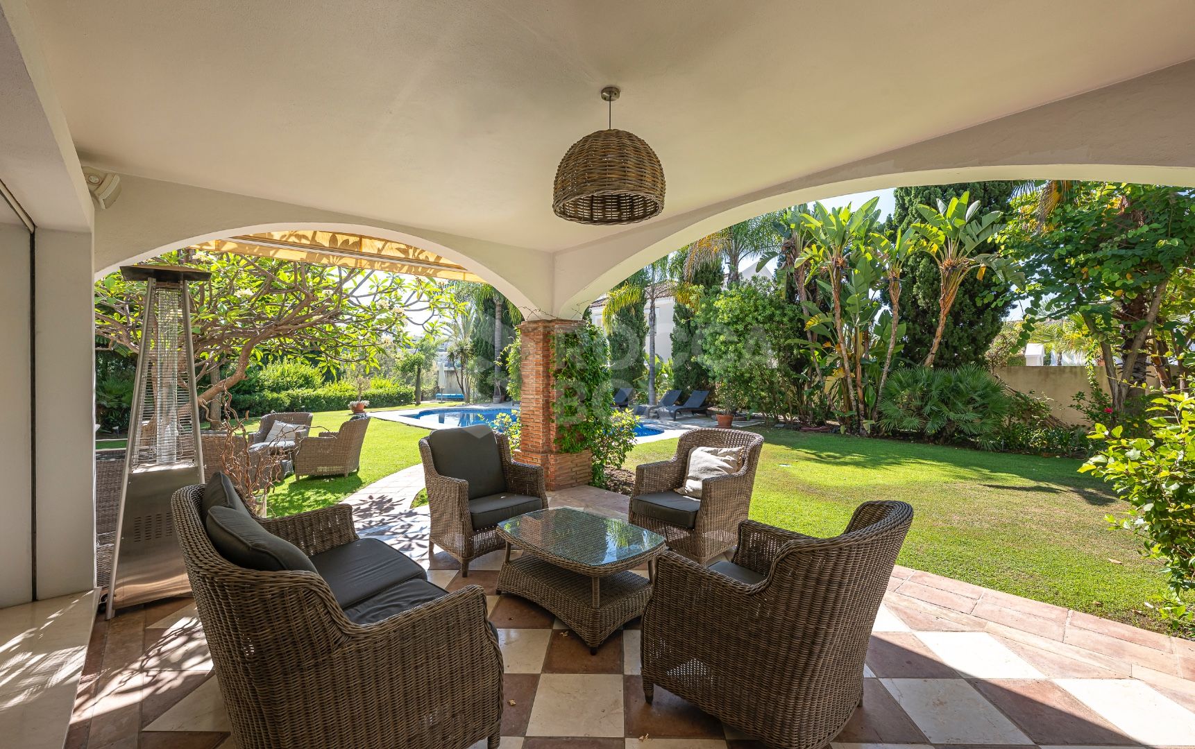 Villa Penati - Andalucian villa with 24h security