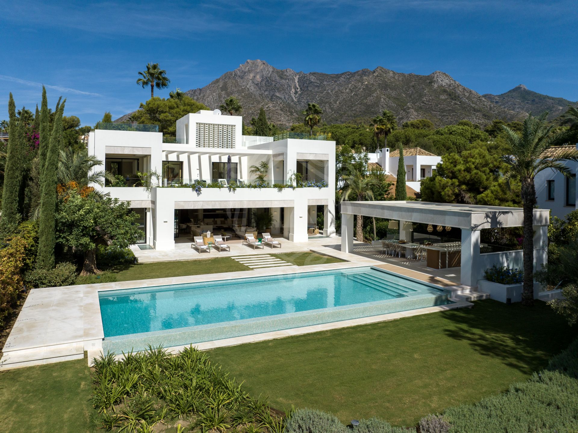 Luxury villa featuring remarkable architecture and interiors in Altos Los Reales